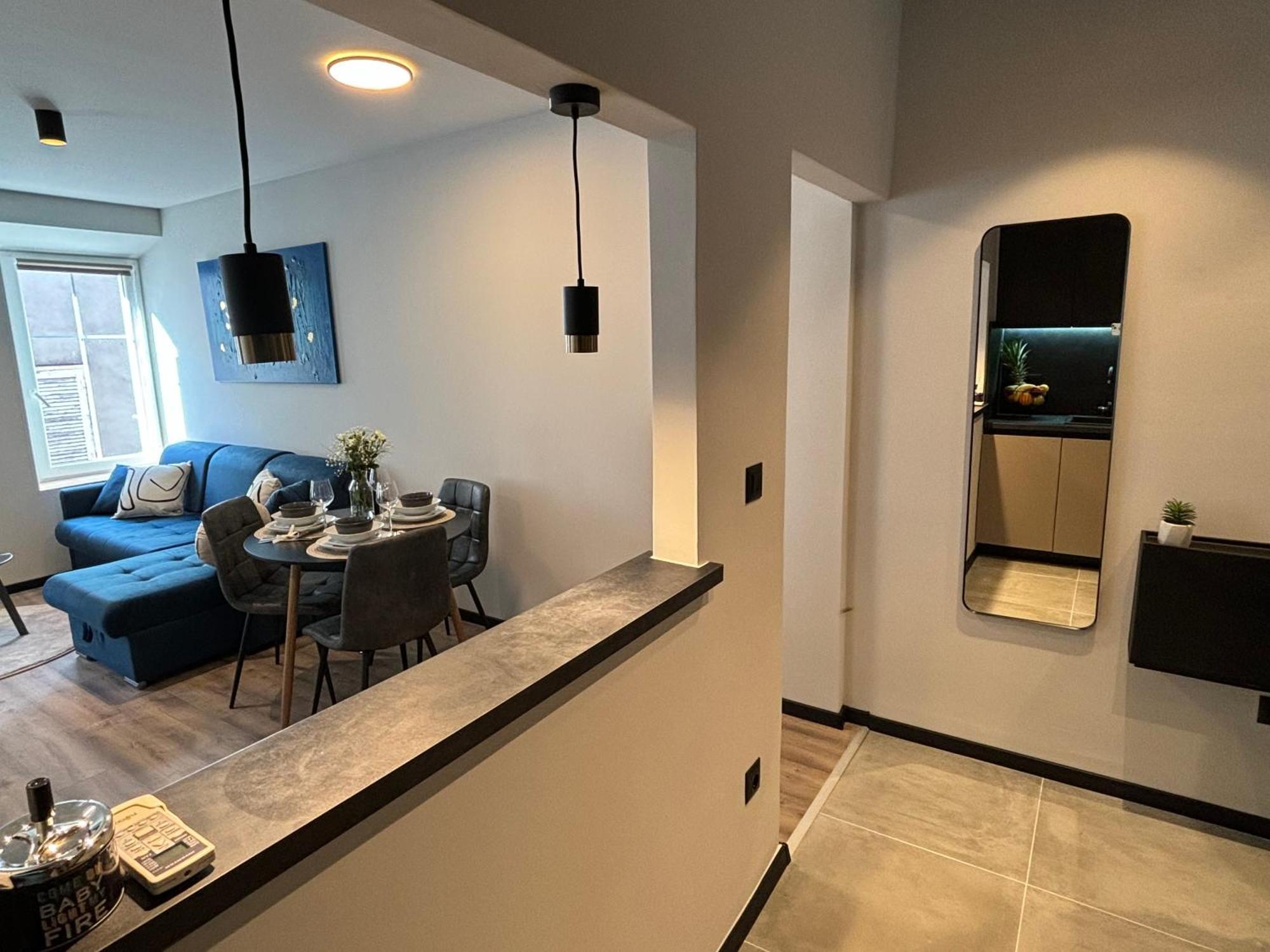 Studio Apartman Versi Old Town Zadar Buitenkant foto