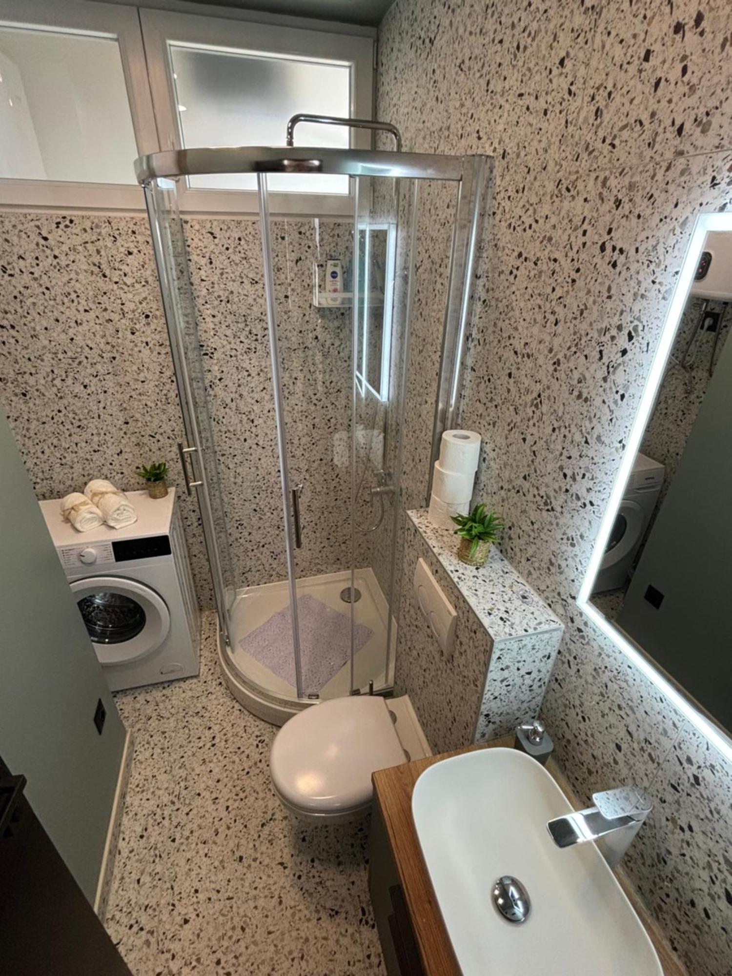 Studio Apartman Versi Old Town Zadar Buitenkant foto